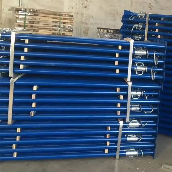 Adjustable telescopic prop
