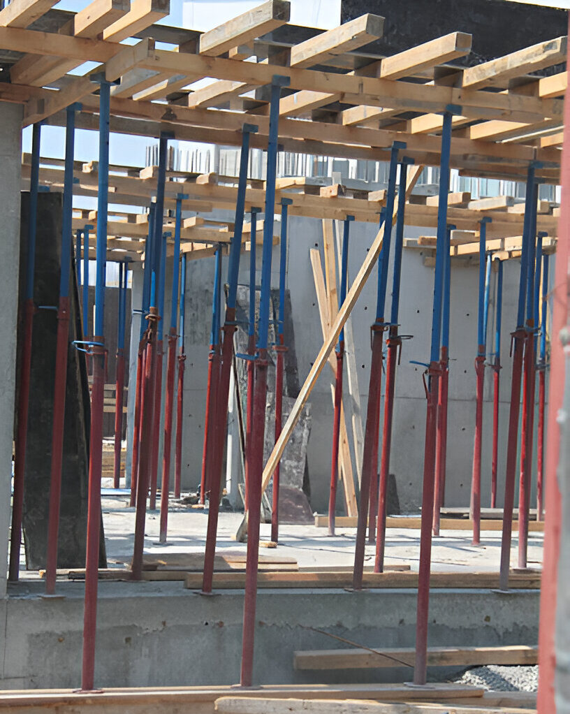 Adjustable jacks construction